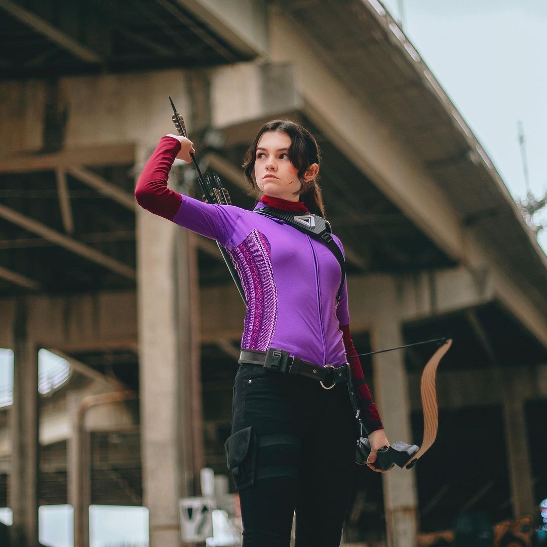 Kate Bishop Cosplayer Does Photoshoot For New Hawkeye Show